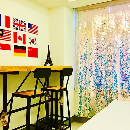 Super Star Hostel New Taipei City Esterno foto
