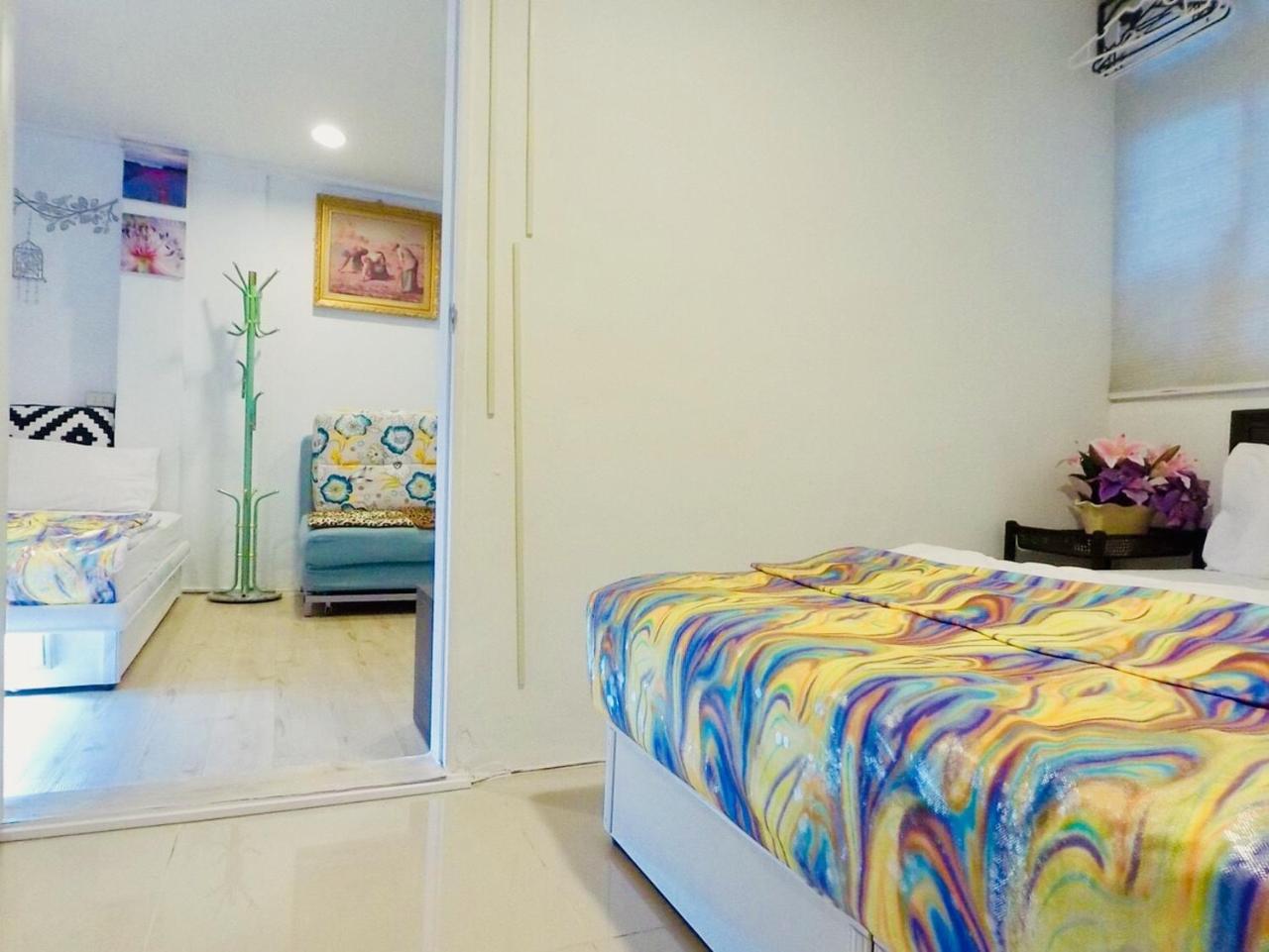 Super Star Hostel New Taipei City Esterno foto